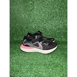 Nike Renew Run Youth Kids Size 1.5Y Black Pink Walking Shoes Comfort Sneakers